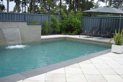 Property photo of 11 Peppercorn Crescent Fletcher NSW 2287