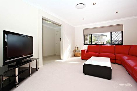 Property photo of 63 Highcrest Circuit Molendinar QLD 4214