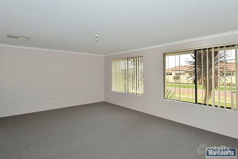 Property photo of 21 Rayner Promenade Lakelands WA 6180