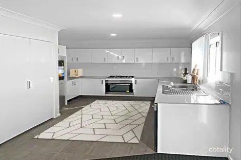 Property photo of 2/14 Gillies Street Kurri Kurri NSW 2327