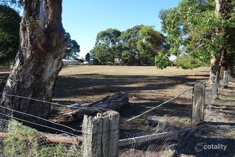 Property photo of 64 S E C Road Warrenheip VIC 3352