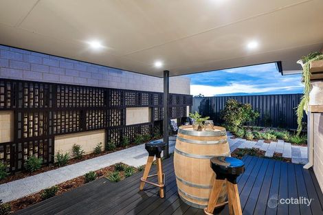 Property photo of 512 Swallowtail Loop Two Rocks WA 6037