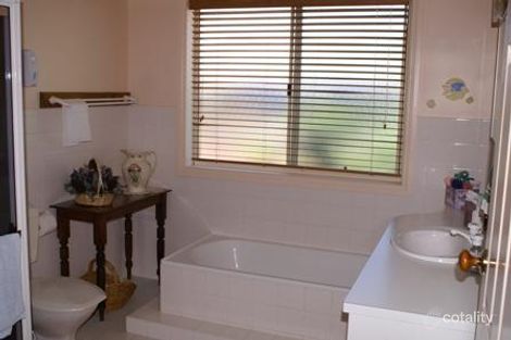 Property photo of 12 Malvern Avenue Orange NSW 2800