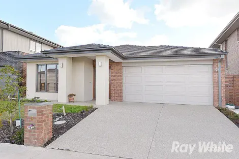 8 VERDANT ST, WANTIRNA SOUTH, VIC 3152