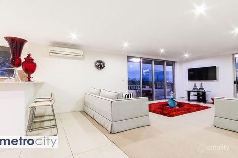 Property photo of 9/201 Gladstone Road Highgate Hill QLD 4101