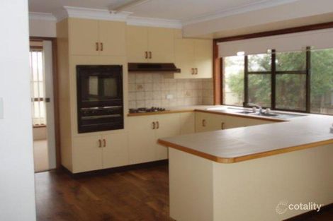 Property photo of 1 Koppe Court Centenary Heights QLD 4350