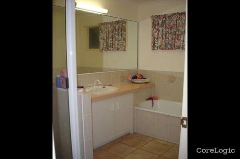 Property photo of 8 Dapplewood Close Andergrove QLD 4740