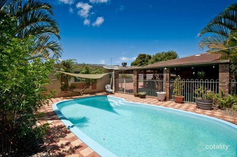 64 Dartford Cres, Marangaroo, WA 6064