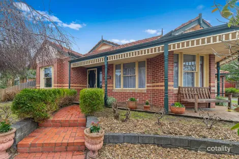 Property photo of 9 Heysen Drive Skye VIC 3977
