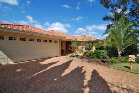 26 Golf Links Dr, Carramar, WA 6031