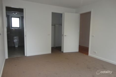 Property photo of 1/2 Marcus Road Dingley Village VIC 3172