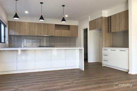 Property photo of 15 Stonemason Road Clyde North VIC 3978
