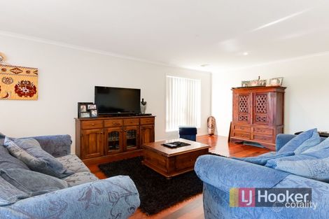 Property photo of 8 Cromwell Lane Cranbourne East VIC 3977