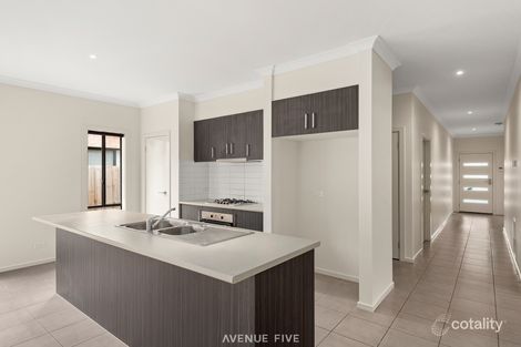 Property photo of 25 Prominence Boulevard Armstrong Creek VIC 3217
