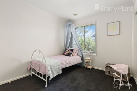 Property photo of 2/51 Cambridge Road Mooroolbark VIC 3138