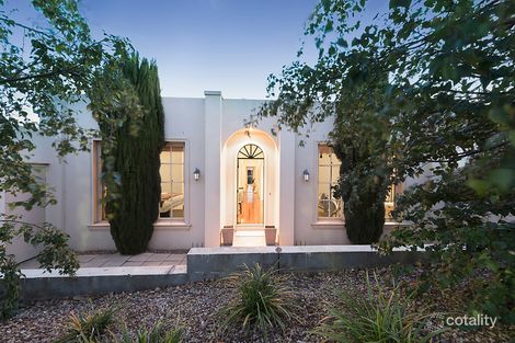 9 Leigh Rd, Highton, VIC 3216