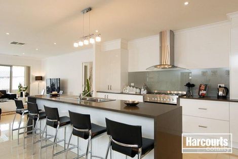 Property photo of 10 Stately Drive Cranbourne East VIC 3977