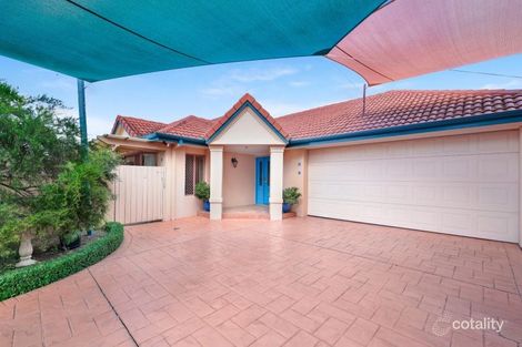 Property photo of 10 Westlake Court Helensvale QLD 4212
