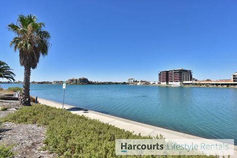 Property photo of 5 Lakeside Court Tennyson SA 5022