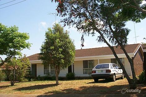 11 Damian Cres, Kearneys Spring, QLD 4350