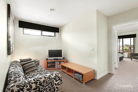 Property photo of 189A Napier Street Essendon VIC 3040