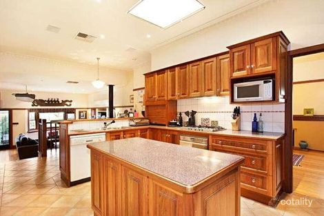 Property photo of 5 Bonnyview Street Glen Iris VIC 3146