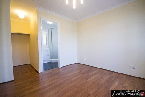 Property photo of 6 Jacka Close Marangaroo WA 6064