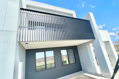 2 Pretty Walk, Fraser Rise, VIC 3336