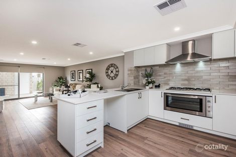 5 Moscow Rtt, Hocking, WA 6065