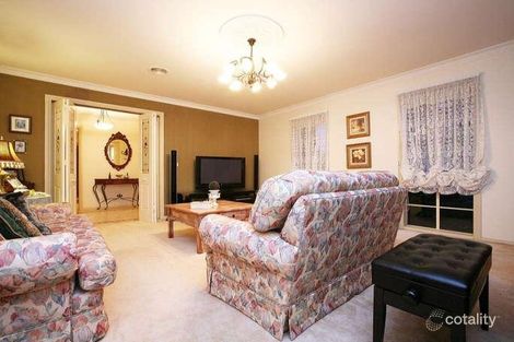 Property photo of 7 Melfin Drive Hillside VIC 3037