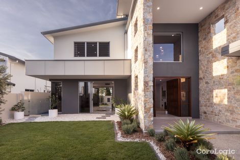 Property photo of 33 Sundowner Court Mermaid Waters QLD 4218
