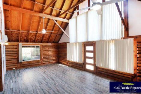 Property photo of 17 Yeo Crescent Yass NSW 2582