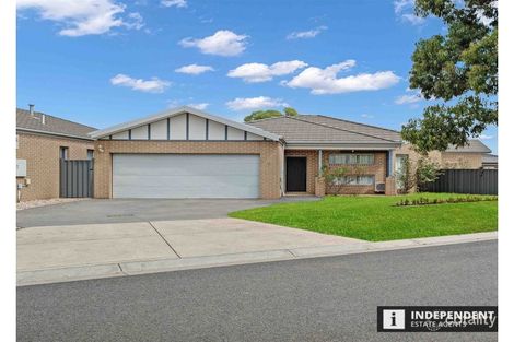 2 Citreus Cct, Brookfield, VIC 3338