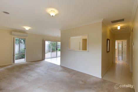 Property photo of 2/152 High Street Woodend VIC 3442