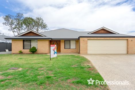 Property photo of 19 Bundoran Approach Hilbert WA 6112