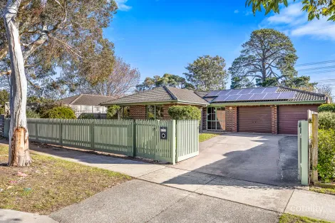 72 Endeavour Dr, Cranbourne North, VIC 3977