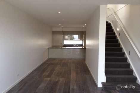 Property photo of 2 Oak Terrace Wheelers Hill VIC 3150
