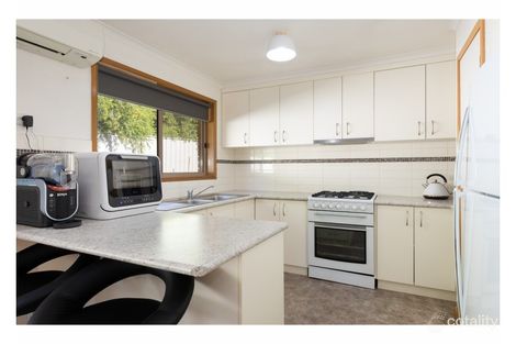 Property photo of 2/67 Azure Drive West Wodonga VIC 3690