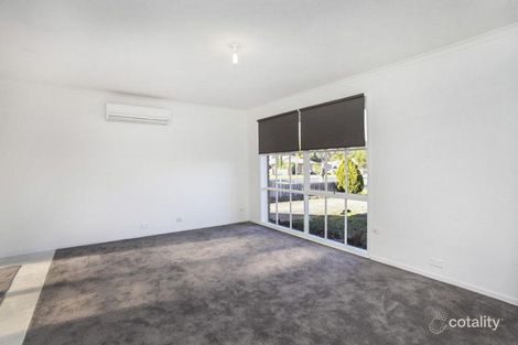 Property photo of 11 Pyke Place Kurunjang VIC 3337