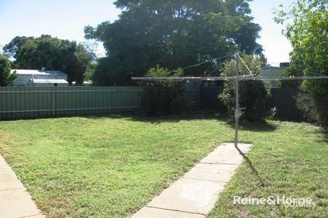 Property photo of 11 Huron Crescent Lake Albert NSW 2650