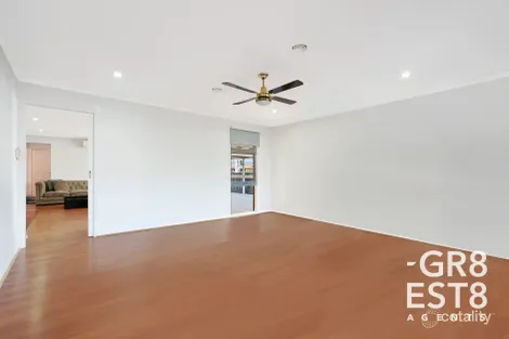 Property photo of 13 Bates Street Cranbourne West VIC 3977
