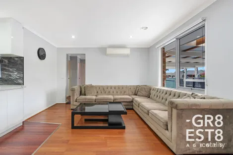 Property photo of 13 Bates Street Cranbourne West VIC 3977