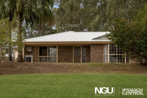 Property photo of 41 Hewett Drive Regency Downs QLD 4341