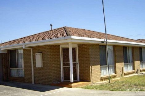 2/5 Saxtons Dr, Moe, VIC 3825