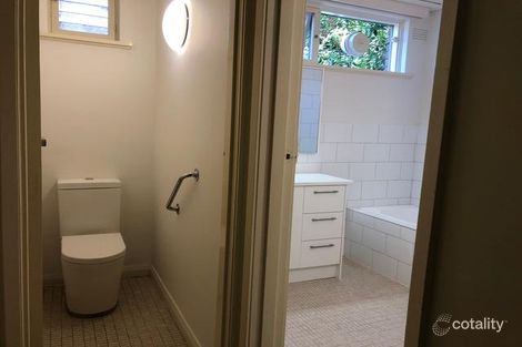 Property photo of 2/50 Kooyong Road Caulfield North VIC 3161