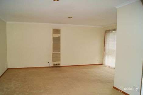 Property photo of 2/17 Florence Avenue Berwick VIC 3806