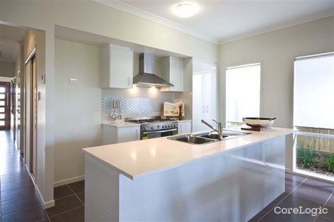 Property photo of 33 Williams Crescent North Lakes QLD 4509