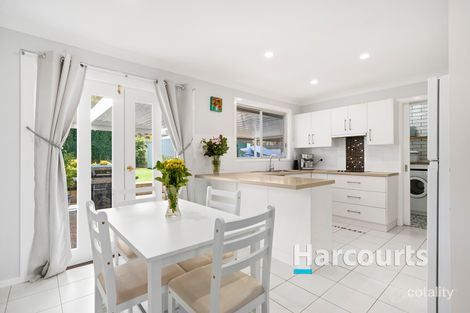 Property photo of 28 Renfrew Crescent Edgeworth NSW 2285
