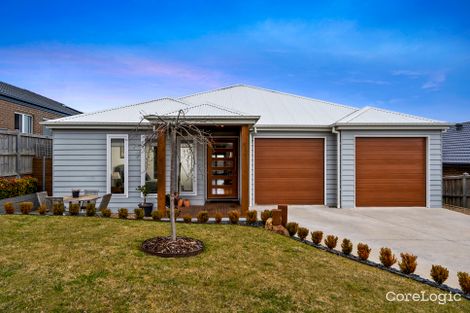 Property photo of 14 Doyeswood Drive Woodend VIC 3442