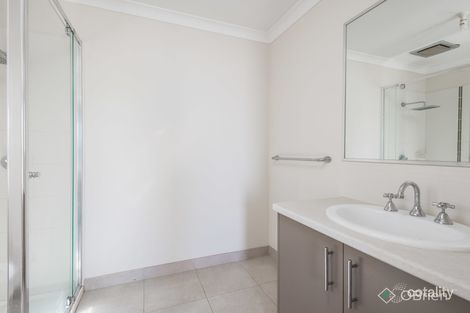 Property photo of 18 Macadamia Street Pakenham VIC 3810